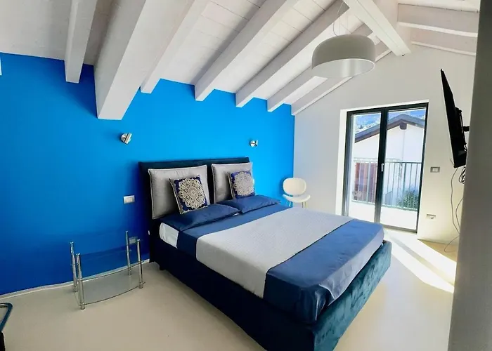 Floor Design Apt, 3bd, 2bt! Appartement Colico